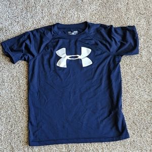 Dri fit under armour shirt